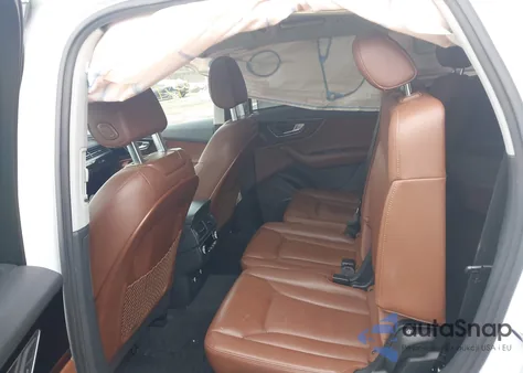 2019 Audi Q7 55 Premium from USA, damaged, VIN WA1LAAF72KD020759